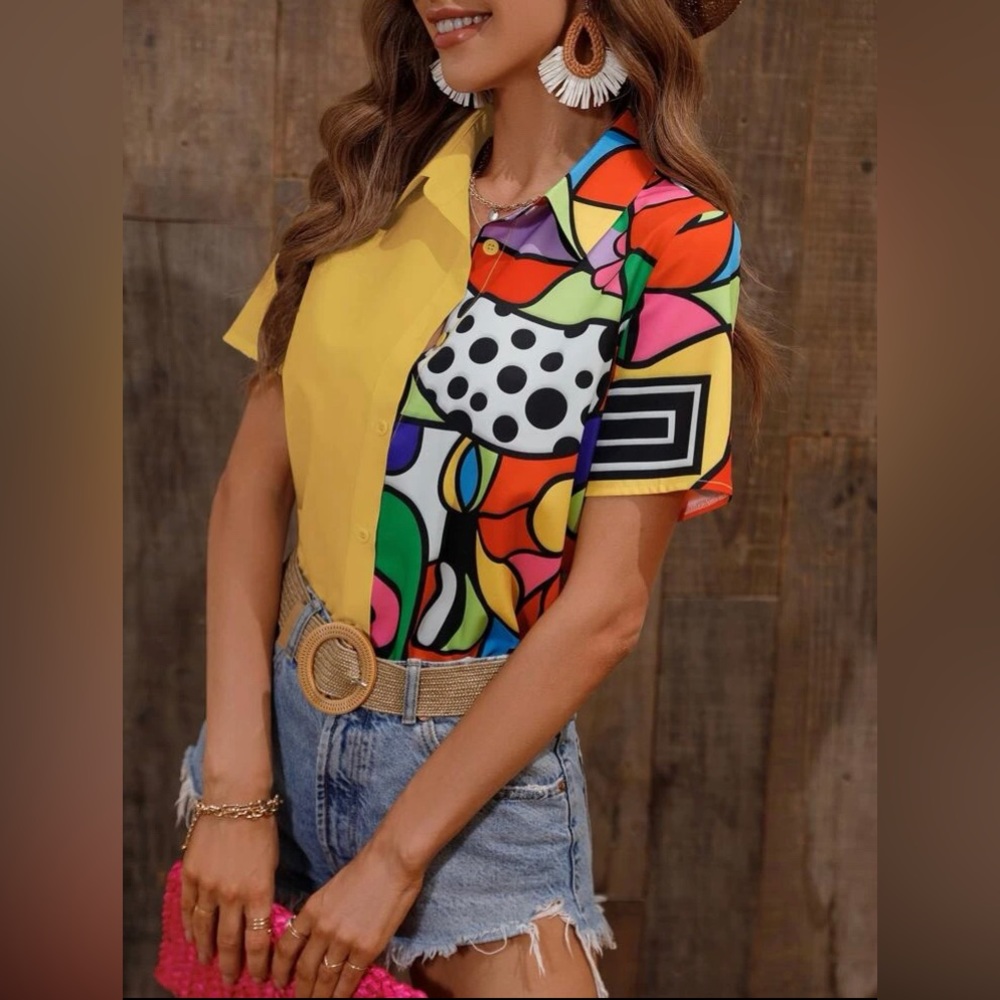 Graphic Print Button Up (Med)